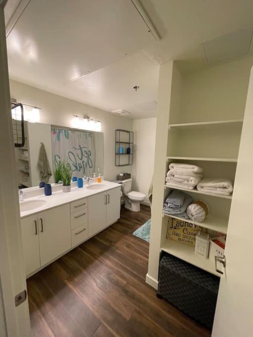 A Perfect Getaway In The Heart Of The Action Apartment Las Vegas Bagian luar foto